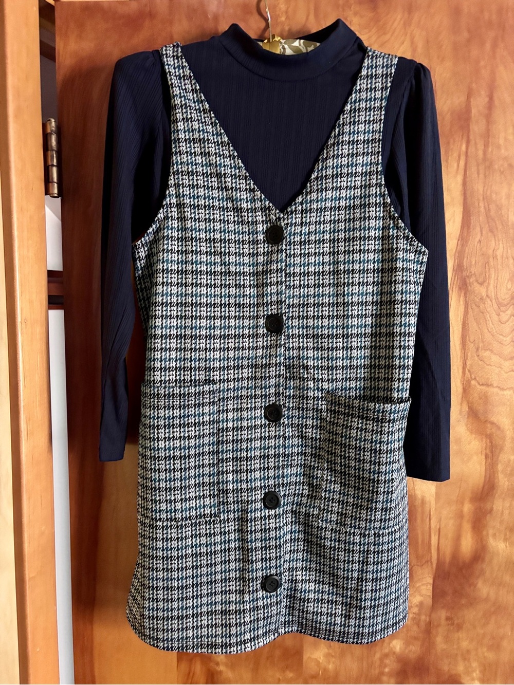NWOT Houndstooth Button-Front Pinafore Dress in Black, Cream, & Blue girls Sz 12